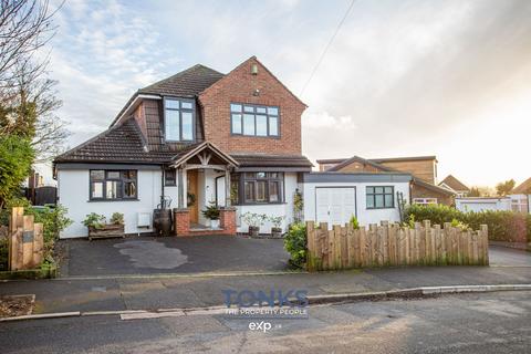 3 bedroom detached house for sale, Vauxhall Gardens, Dudley DY2
