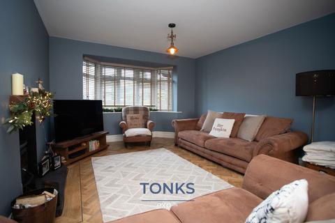 3 bedroom detached house for sale, Vauxhall Gardens, Dudley DY2