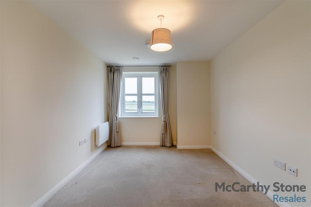 8660859-interior03.jpg