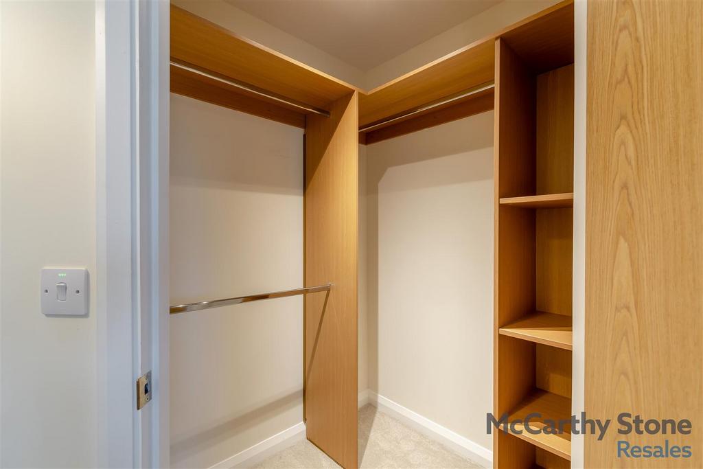 8660859-interior08.jpg