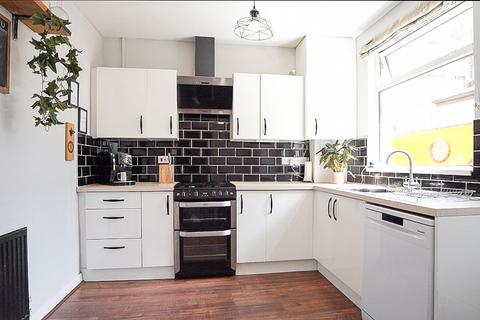 3 bedroom terraced house for sale, Firbank Terrace, Ynysddu, NP11