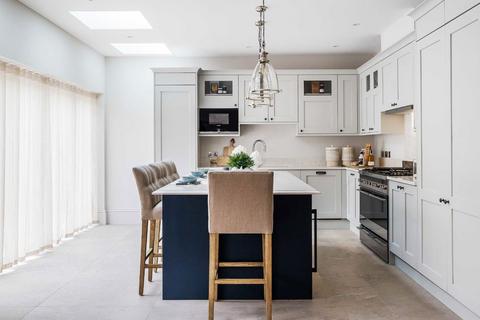 4 bedroom house for sale, Matham Road, East Molesey KT8