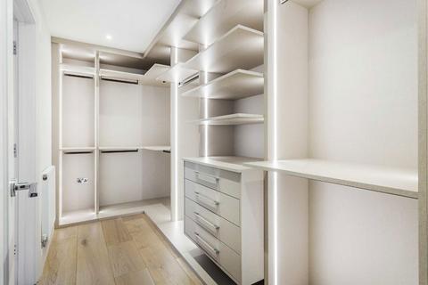 4 bedroom house for sale, Matham Road, East Molesey KT8