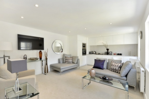 2 bedroom flat to rent, 11 Palace Gate, London W8
