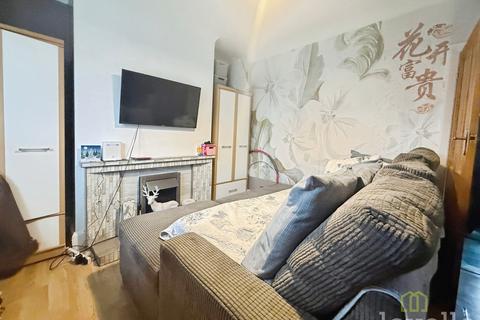 2 bedroom semi-detached house for sale, Rowland Road, Scunthorpe DN16
