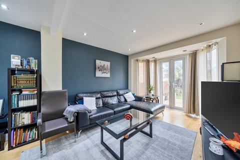 4 bedroom semi-detached house for sale, Lamorna Grove, Stanmore HA7