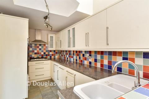 4 bedroom bungalow for sale, St. Charles Drive, Wickford, Essex