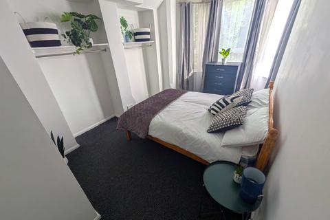 undefined, Goldswong Terrace, Nottingham NG3