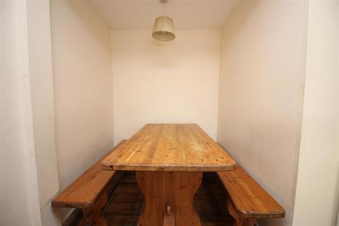 undefined, Love Lane, Canterbury, Kent, CT1