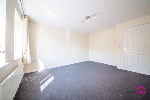 3 bedroom semi-detached house to rent, Daisy Avenue, Newton-Le-Willows, WA12