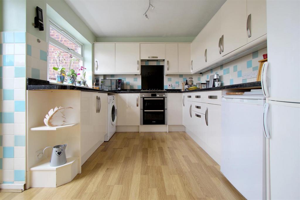 Kitchen.jpg