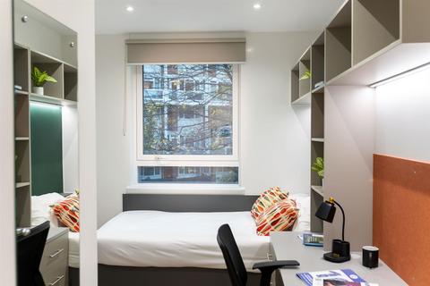 Studio to rent, Kennington Lane, London SE11