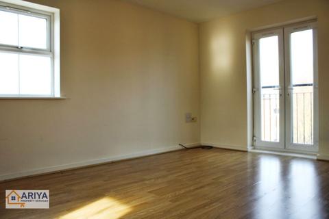 2 bedroom flat to rent, Brompton Road, Hamilton, Leicester LE5
