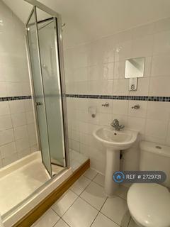 2 bedroom maisonette to rent, Maritime House, London, SE18