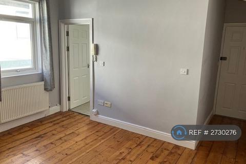 2 bedroom flat to rent, Cathedral Road, Cardiff, CF11