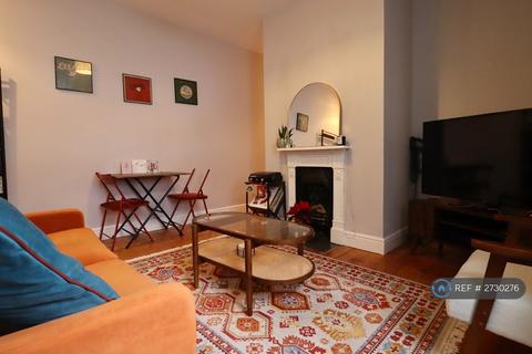 2 bedroom flat to rent, Cathedral Road, Cardiff, CF11
