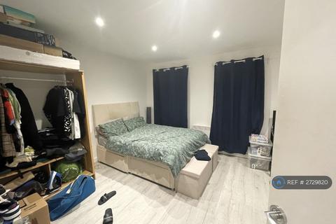 2 bedroom flat to rent, Thornton Heath, Croydon, CR7