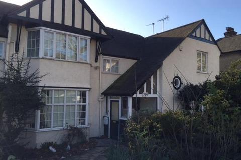 undefined, Dollis Hill Lane, London