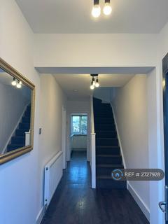 undefined, Warwick Avenue, Edgware, HA8
