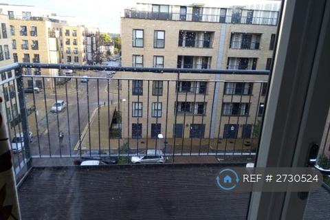 undefined, Wave Court, Romford, RM7