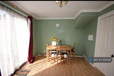 undefined, Hawkedon Way, Reading, RG6