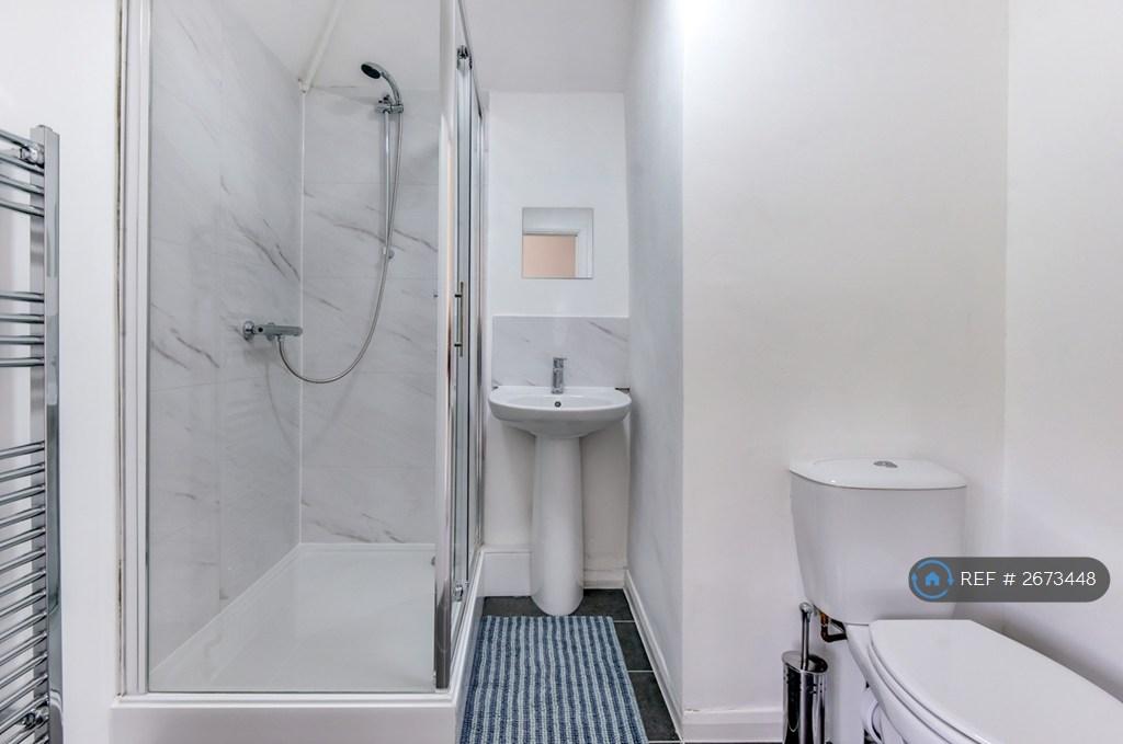 First Floor Bathroom