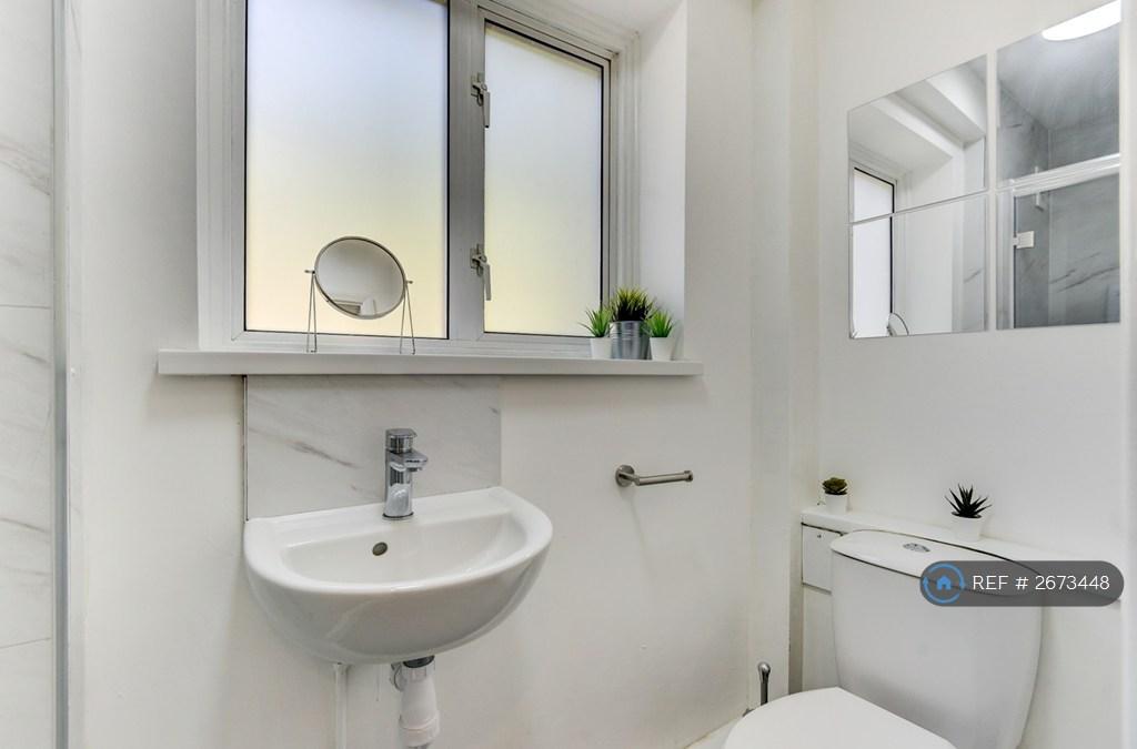 Ground Floor Bathroom