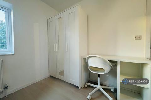 undefined, Ellisson Road, London, DA15