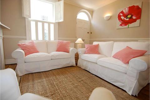 undefined, Castle Street, Canterbury, Kent, CT1