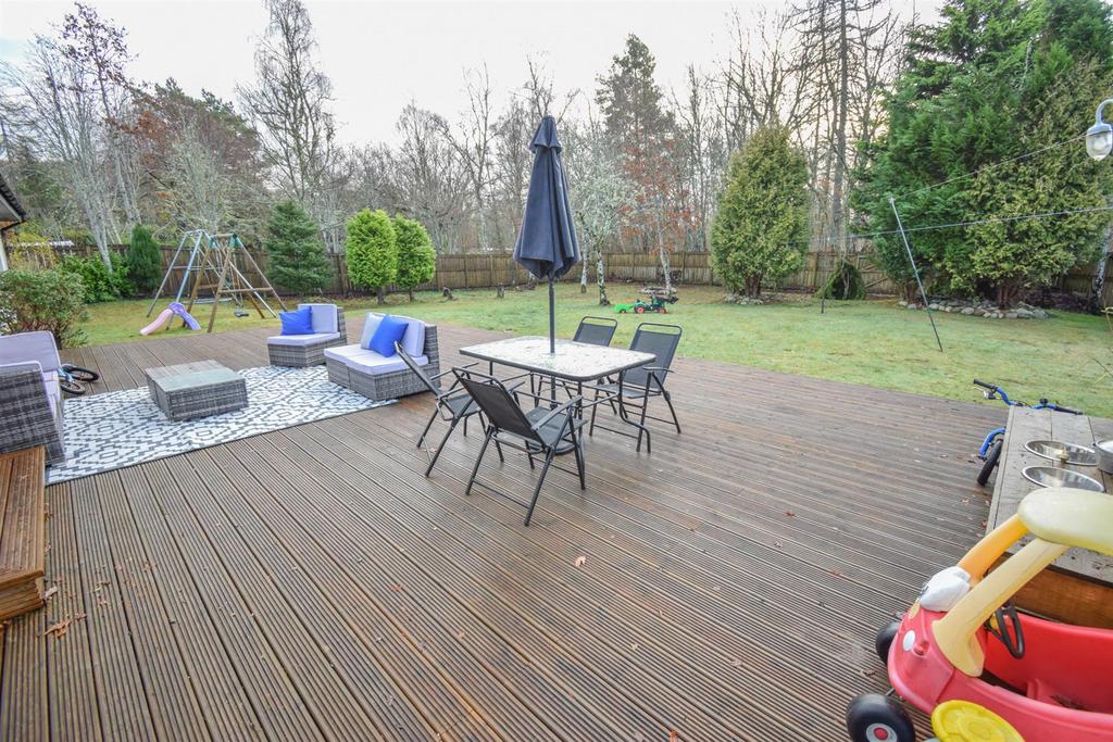 Decking area