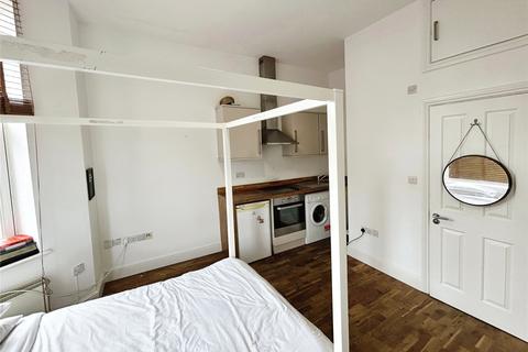 undefined, Brownhill Road, London SE6