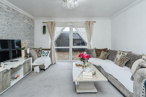 undefined, Addlestone Park, Addlestone KT15