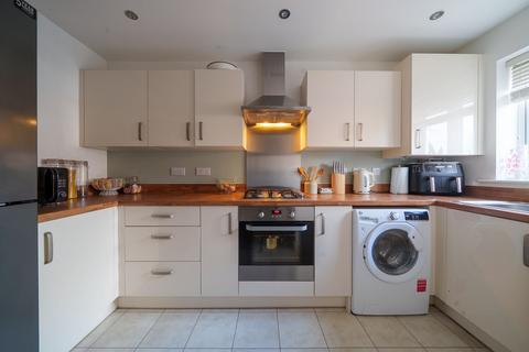 undefined, Magdalene Close, Swindon SN3