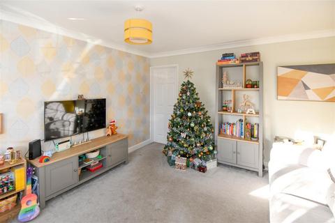 3 bedroom terraced house for sale, Brookmead, Southwick