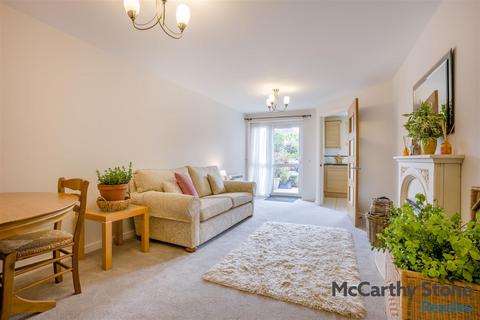 undefined, Farringford Court, Avenue Road, Lymington, Hampshire, SO41 9PA
