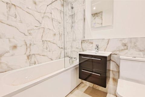 3 bedroom semi-detached house to rent, Gillsmans Hill, East Sussex TN38