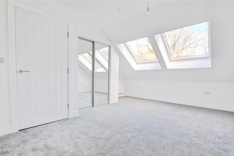 3 bedroom semi-detached house to rent, Gillsmans Hill, East Sussex TN38