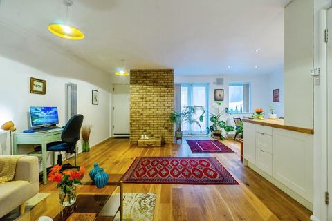 2 bedroom apartment for sale, Cremer Street, London E2