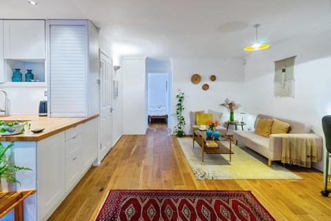 2 bedroom apartment for sale, Cremer Street, London E2