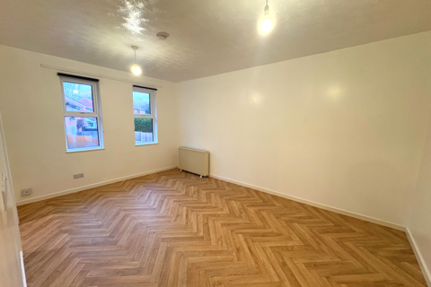 1 bedroom house to rent, Tidbury Close, Redditch