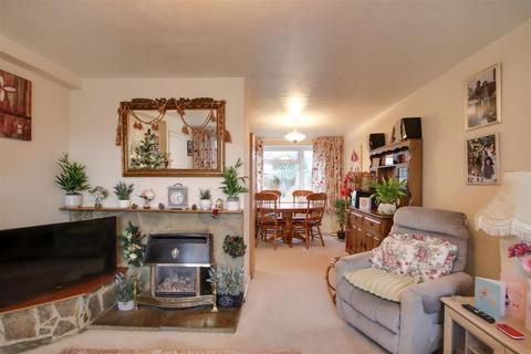 undefined, Walton Close, Worthing BN13