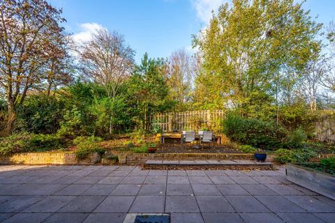 5 bedroom house for sale, Princess Mary Close, Guildford, GU2