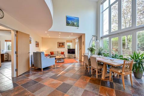 5 bedroom house for sale, Princess Mary Close, Guildford, GU2