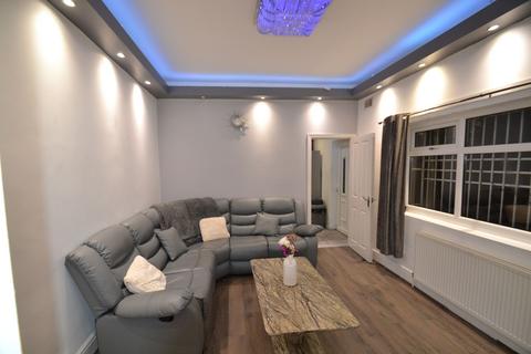 6 bedroom house to rent, Scarsdale Road, Manchester M14