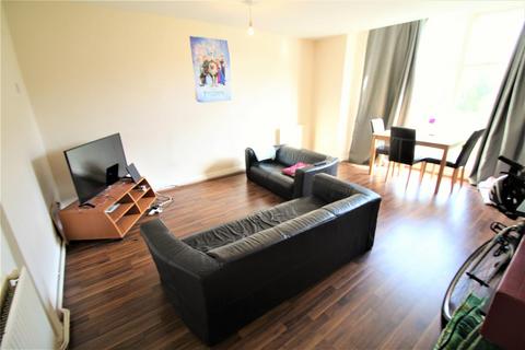 undefined, North Hill Road, Leeds LS6