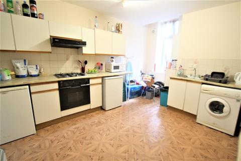undefined, North Hill Road, Leeds LS6