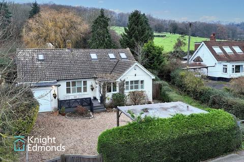 4 bedroom detached house for sale, Headcorn Road, Grafty Green, Maidstone, ME17