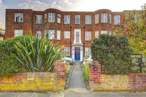 1 bedroom flat to rent, Richmond Road, London SW20
