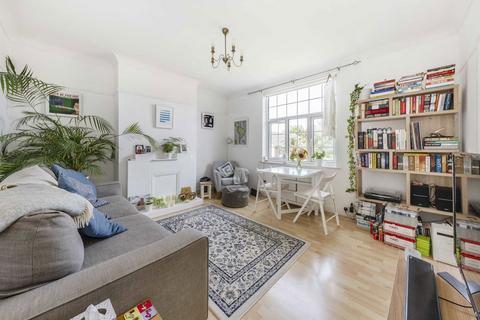 1 bedroom flat to rent, Richmond Road, London SW20