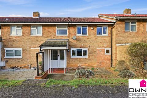 3 bedroom terraced house for sale, Broadview, Stevenage SG1